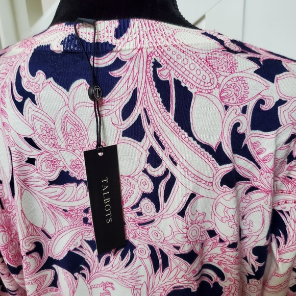 Classic Paisley Pink And Navy Cardigan With Fine Beaded Detail Throughout - Picture 3 of 6